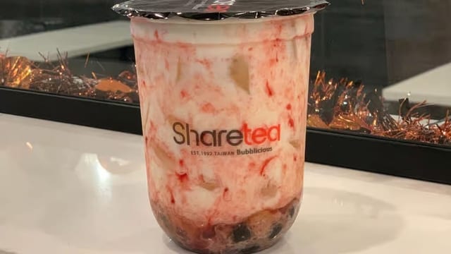 Strawberry Fresh Milk With Pearl.
