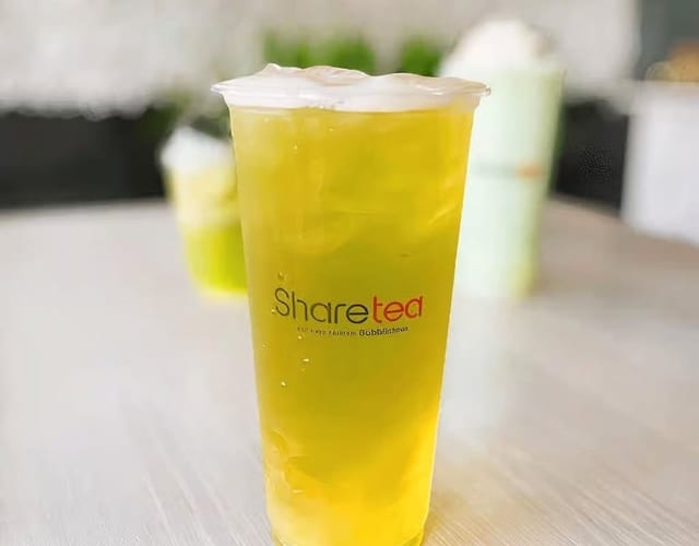 Green Apple Honey Green Tea With Aiyu Jelly.